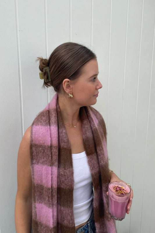 Strawberry Latte Scarf